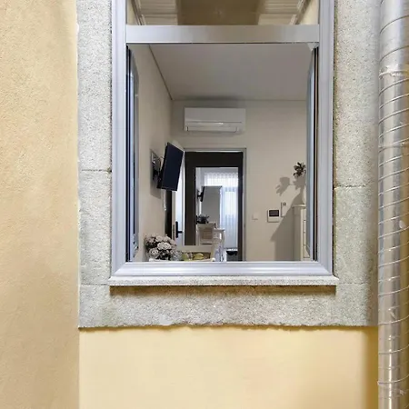 - - 6 Apartamento Porto