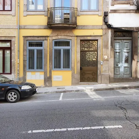 - - 6 Apartamento Porto