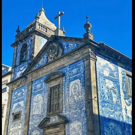 - - 6 * Porto